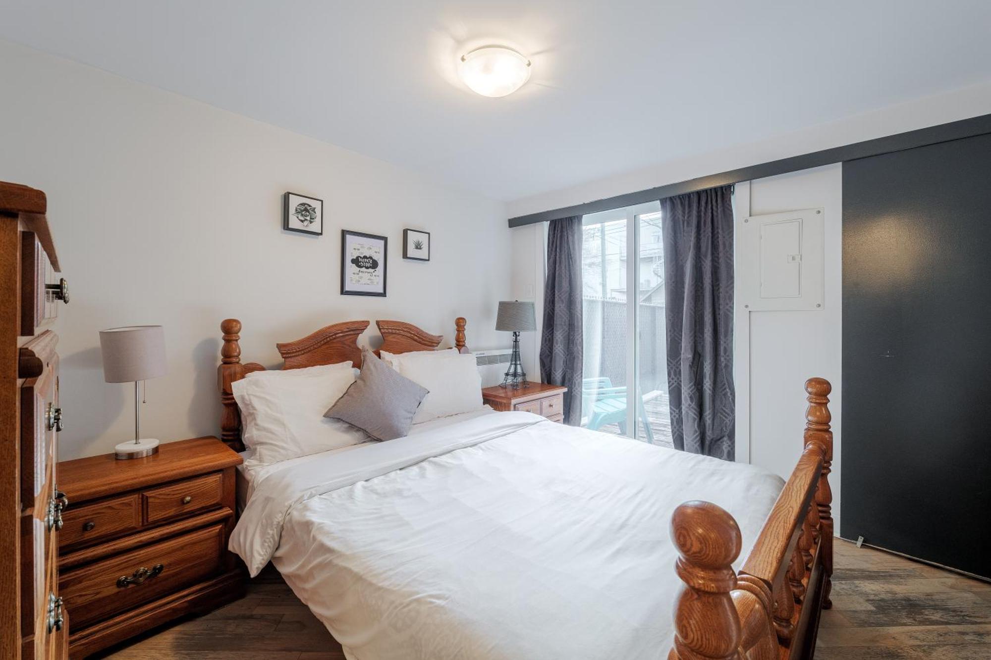 Chez Sarah: Montreal Themed Cozy Loft Apartman Kültér fotó